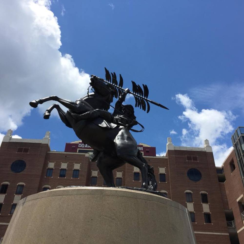 Meet your Posher, Elyse